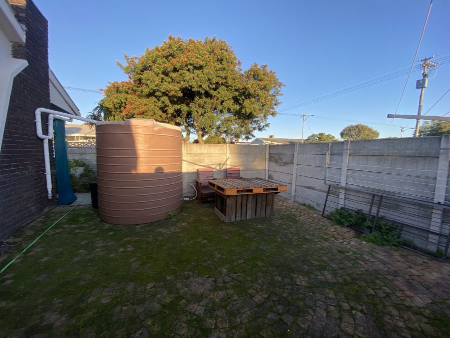 To Let 2 Bedroom Property for Rent in Monte Vista Western Cape
